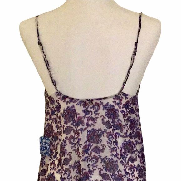FREE PEOPLE Top Paisley V-Neck w/ Lace trim Adjustable Spaghetti Straps Size XS - Picture 3 of 6